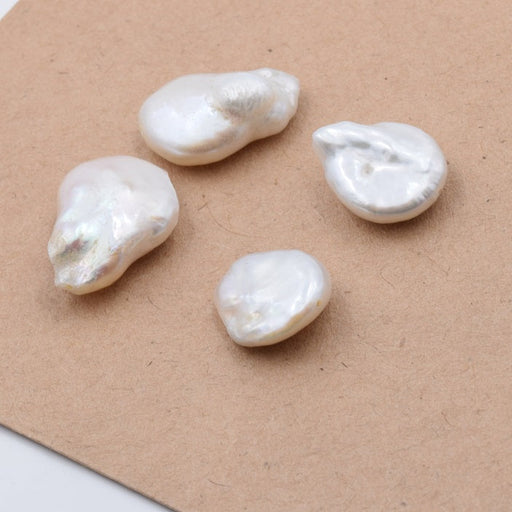 Süßwasserperlen unregelmäßige weiße flache Perle 12-20 mm (4)