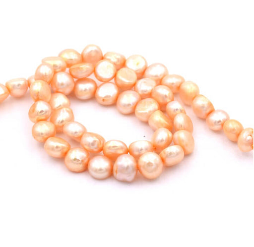 Kaufen Sie Perlen in der Schweiz Orange-gelbe Nugget-Süßwasserperle 8-8,5 mm (1 Strang-40 cm)