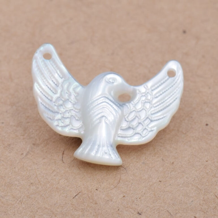 Pendentif nacre sculpté oiseau aigle condor 14.5x18mm-Trou : 0.8mm (1)