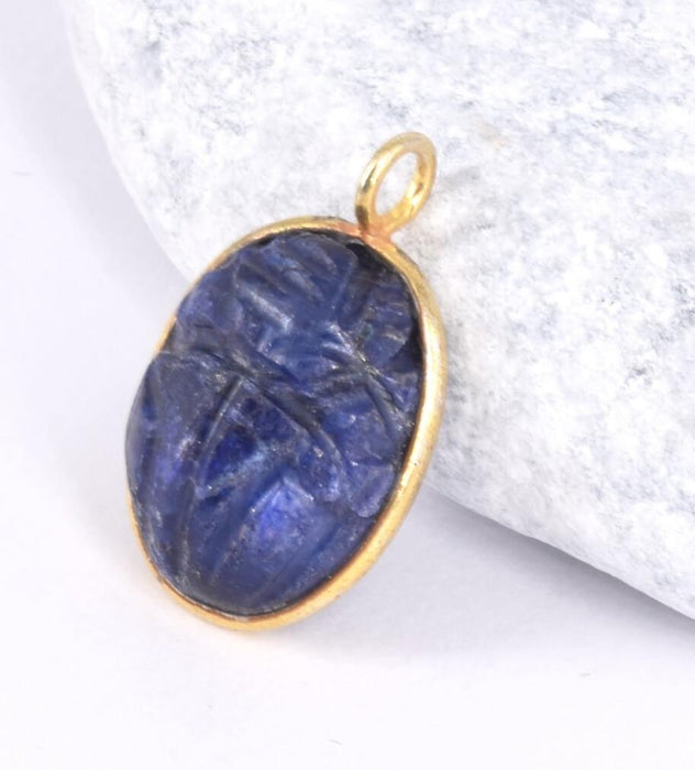 Ovaler Anhänger geschnitzter Skarabäus Lapislazuli - silber 925 vergoldet 17x13mm (1)