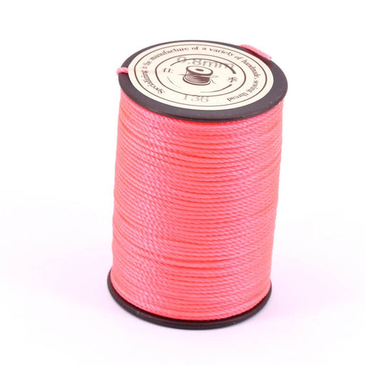 Cordon polyester torsadé ciré Brésilien rose fluo néon 0.8mm - 50m (1)
