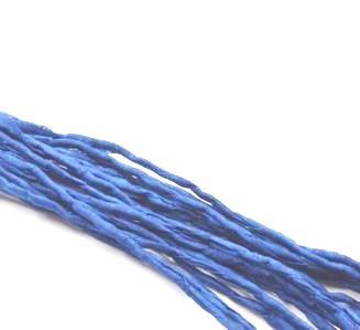 Cordon de Soie Naturelle Teinture Main Bleu Roi 2mm (1m)