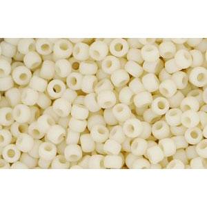 cc51f - perles de rocaille Toho 11/0 opaque frosted light beige (10g)