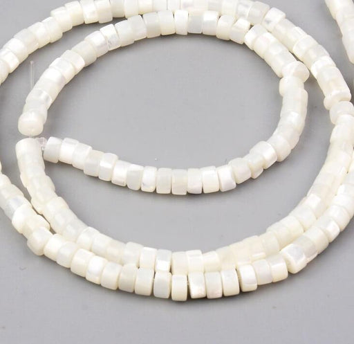 Kaufen Sie Perlen in der Schweiz Perlen Heishi 4x2mm - weiße Muschel (1 Strang)