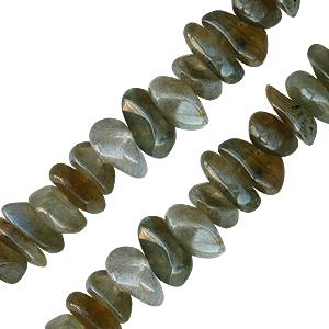 Perles chips labradorite 6mm sur fil (1)