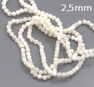 Achat Perle ronde en nacre blanche naturelle 2,5mm, Trou: 0,6mm - Fil 39cm (1)