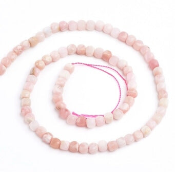 Kaufen Sie Perlen in der Schweiz Facettierte Würfelperlen Pink Opal - 4 mm-Loch von: 0,6 mm (10)