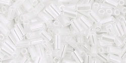 cc141 - perles Toho bugle 3mm ceylon snowflake (10g)