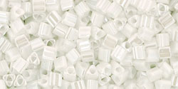 Kaufen Sie Perlen in der Schweiz cc121 - Toho triangle perlen 2.2mm opaque lustered white (10g)