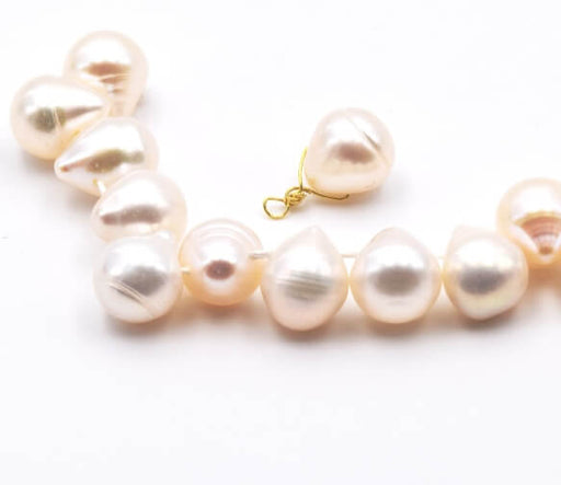 Kaufen Sie Perlen in der Schweiz Süßwasserperle weiße Birnenform 8x7mm (2)