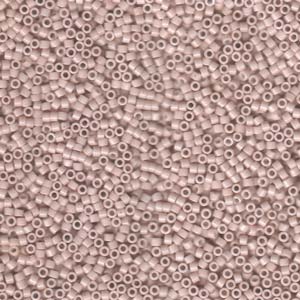 Kaufen Sie Perlen in der Schweiz DB1495 -11/0 opaque Pink Champagne- 1,6mm - Hole : 0,8mm (5gr)