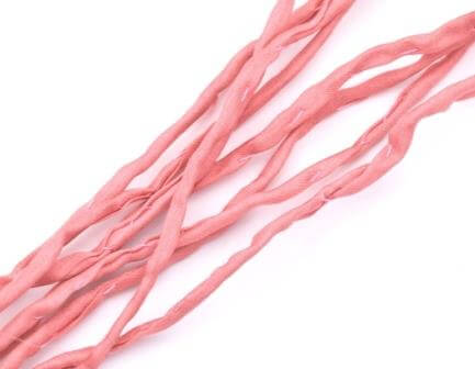 Cordon de soie naturelle teinture main vieux rose 2mm (1m)