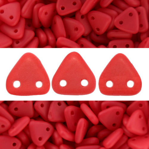 2 Loch Perlen CzechMates triangle matte opaque red 6mm (10g)