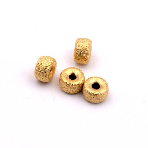 Perle rondelle en laiton doré stardust 6x3.5mm -Trou: 1.5mm (4)