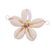 Connecteur fleur en cauris et laiton doré 46mm - Trou: 4mm (1)