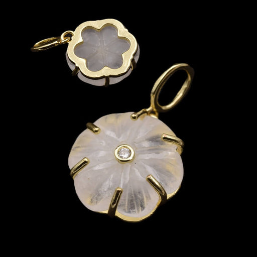 Pendentif fleur en cristal de quartz laiton doré 17mm - Trou: 4mm (1)