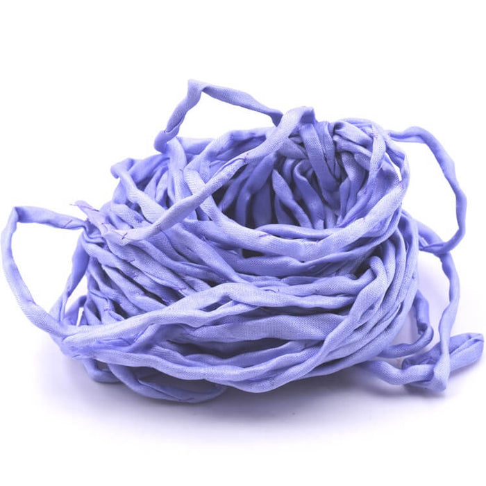 Cordon en soie naturelle teint à la main, bleu lavande 2 mm (1 m)