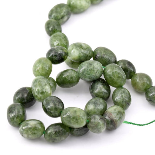 Perle ovales roulé en jade vert foncé 10x11-14mm - Trou: 0.8mm (1 fil-37cm)