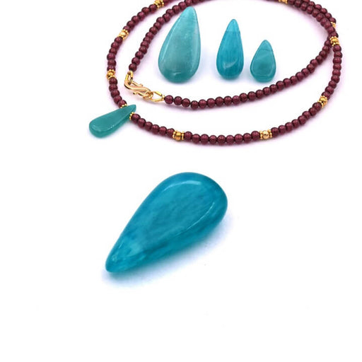 Kaufen Sie Perlen in der Schweiz Tropfenförmiger flacher Anhänger aus russischem Amazonit 24-19x12-10mm (1)