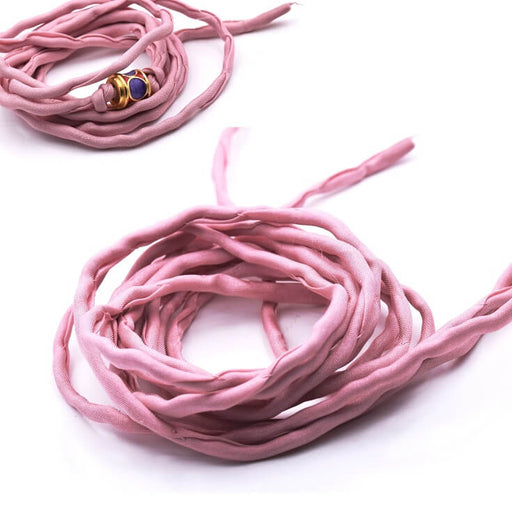 Achat Cordon de soie naturelle teinture main rose parme 2mm (1m)