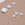Perlengroßhändler in der Schweiz Natürliche weiße Muschelperle, Kleeblatt, 6 x 2.5 mm – Loch: 0.8 mm (4)