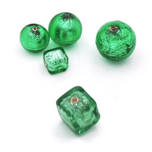 Kaufen Sie Perlen in der Schweiz Murano Perlenwürfel Grün und Silber 6mm (1)