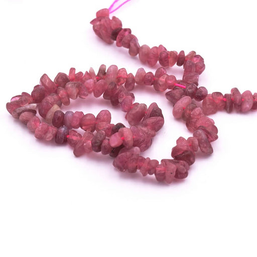 Perles Chips Tourmaline Rose 5-8mm - trou: 0,8mm (1 fil 40cm)