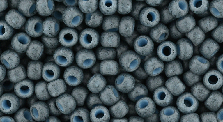 cc2605F - perles de rocaille Toho 8/0 semi glazed Blue Turquoise (10g)