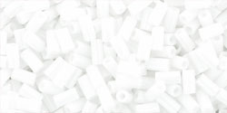 Achat cc41 - perles Toho bugle 3mm opaque white (10g)