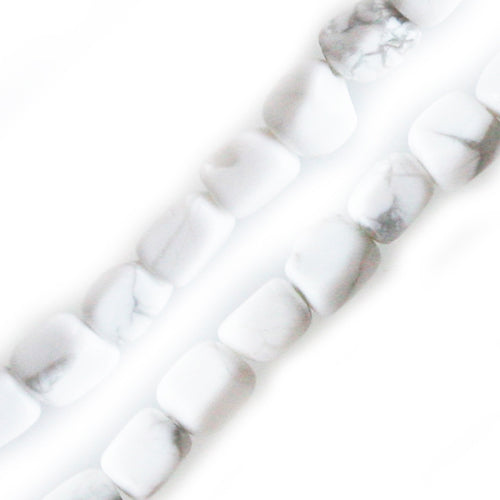 Perles pepites howlite blanc 8x10mm sur fil (1)